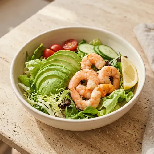 Salade d’avocat aux crevettes